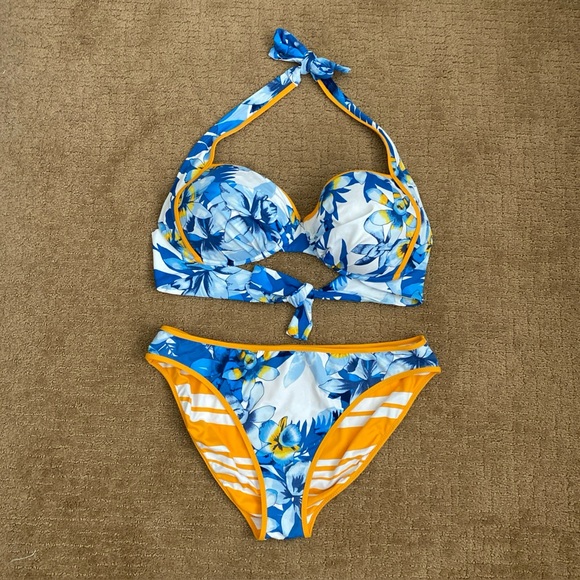 NWOT Tommy Bahama Bikini Reversible Floral Stripe Blue Yellow Padded 38 D Large - Picture 1 of 8
